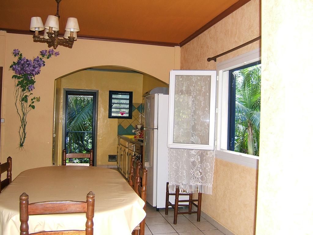 Holiday Home La Caverne Des Hirondelles แซ็ง-โฌเซฟ ภายนอก รูปภาพ